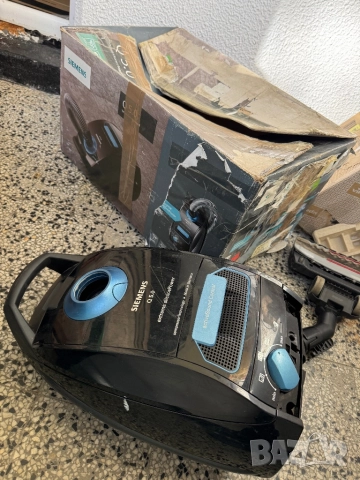 Прахосмукачка с Торба Siemens Q 5.0, VSQ5X1230/10, 850W, Extreme SilencePower!, снимка 3 - Прахосмукачки - 52536204