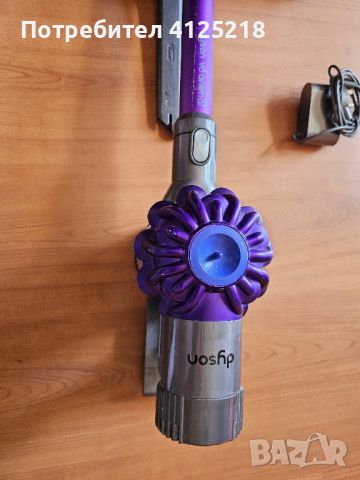 Прахусмукачка Dyson V6, снимка 1 - Прахосмукачки - 46138224