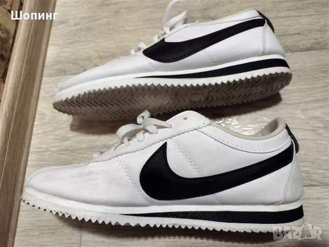 NIKE Обувки Classic Cortez Leather - №40 - стелка 25 см. Според мен отговарят на 39, защото аз съм т