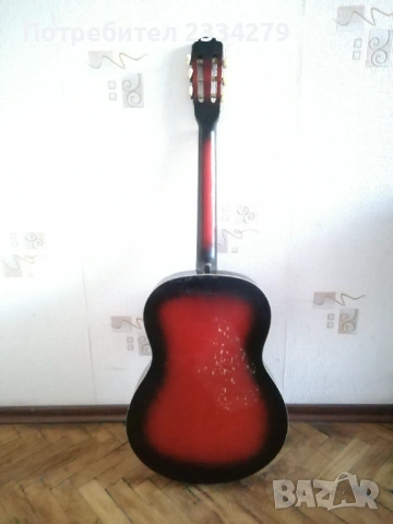 Стари струнни музикални инструменти, цигулки и китара. . , снимка 15 - Антикварни и старинни предмети - 52675823