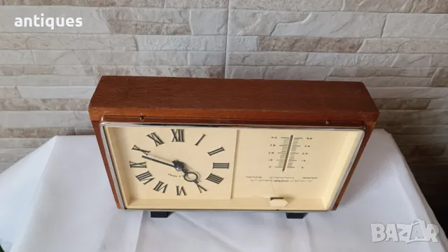 Руски настолен часовник - Маяк с термометър и хигрометър - Made in USSR - 1970г., снимка 6 - Антикварни и старинни предмети - 50269129