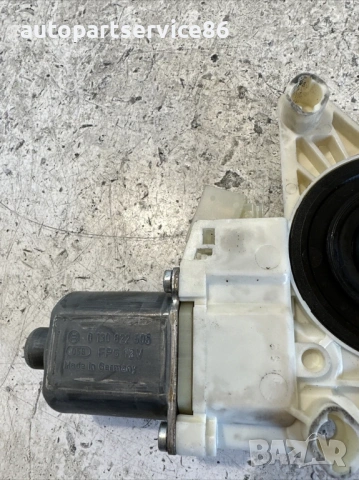 Мотор за стъкло за задна лява врата 2.2 CDI за Mercedes W212 (2012) 0130822505, снимка 2 - Части - 54121971