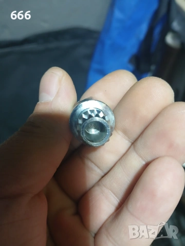  Универсален секретен ключ за болтове BMW 31/15PT, снимка 3 - Части - 53029758