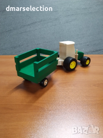 Декоративен дървен трактор с ремарке DMAR 303M4, снимка 4 - Колекции - 51909594