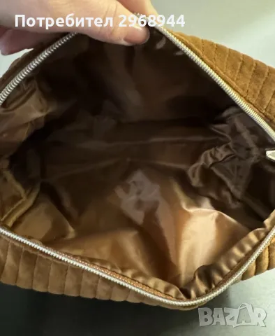 Кадифена козметична чанта Cult Beauty, снимка 2 - Други - 49855197