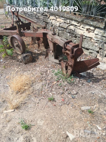 Плуг, снимка 2 - Селскостопанска техника - 51013594