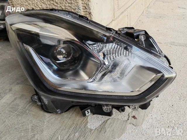 Фар Suzuki Swift LED десен/Фар Сузуки Суифт Оригинален, снимка 1 - Части - 48565289