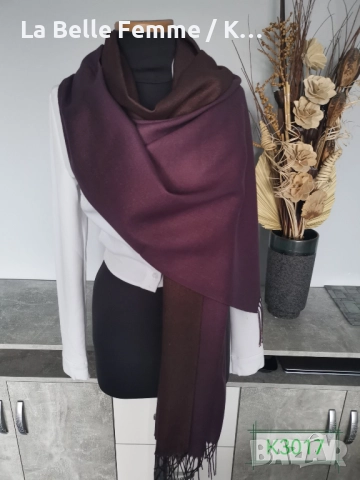 Шалове от шашмир с втъкана златна нишка, снимка 12 - Шалове - 51941414