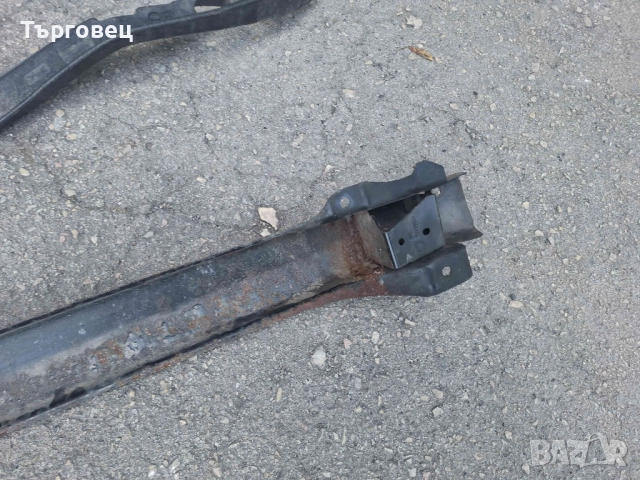 Оригинална основа задна броня с абсорбер за Зафира Б , GM 13219051, снимка 3 - Части - 51600730