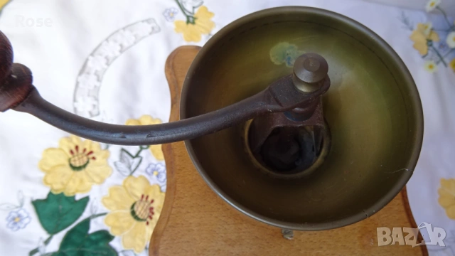 Ръчни антикварни кафемелачки., снимка 10 - Антикварни и старинни предмети - 53589143