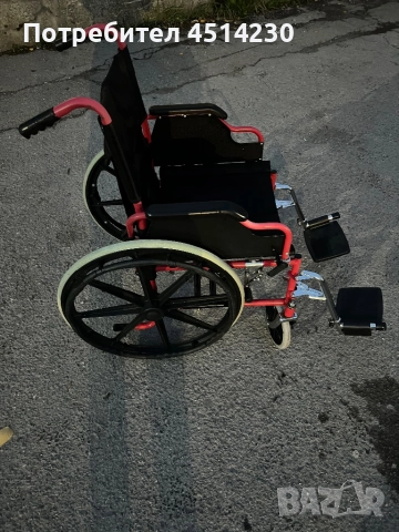 Лека инвалидна количка – удобна, стабилна и готова за използване