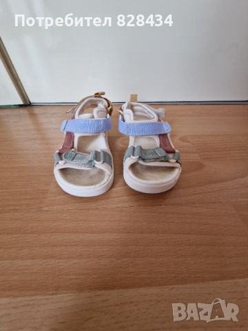 Сандали H&M, снимка 2 - Детски сандали и чехли - 46243550