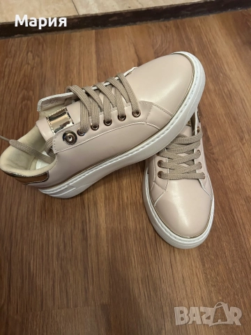 Нови ортопедични кецове в бежово 