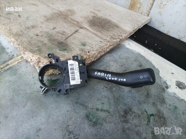 Лостче светлини мигачи за Шкода Фабия. 2000 год., снимка 1