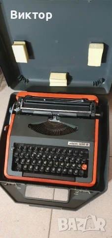 ТОП Състояние Стара българска пишеща машина Хеброс - 1300 Ф
