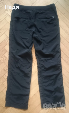 Оригинален дамски туристически панталон The North Face, снимка 2 - Панталони - 52147099