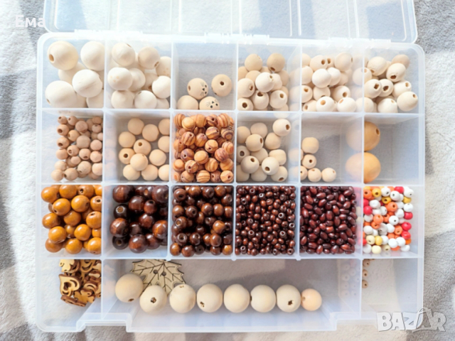 Дървени маниста с кутия