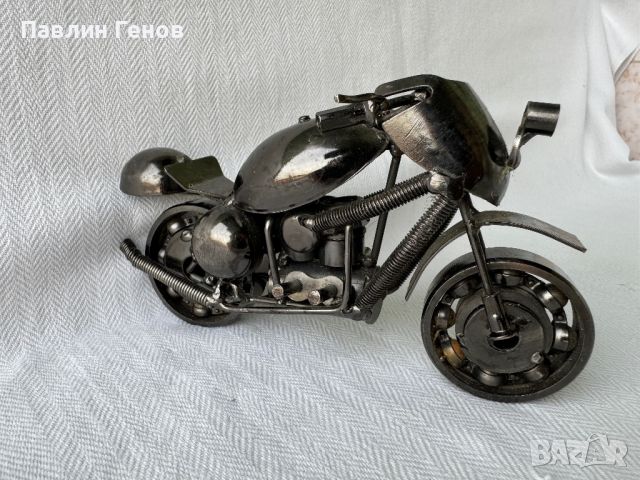 Много красив мотор ръчна изработка , ИЗЦЯЛО МЕТАЛЕН мотоциклет, снимка 13 - Антикварни и старинни предмети - 45081198
