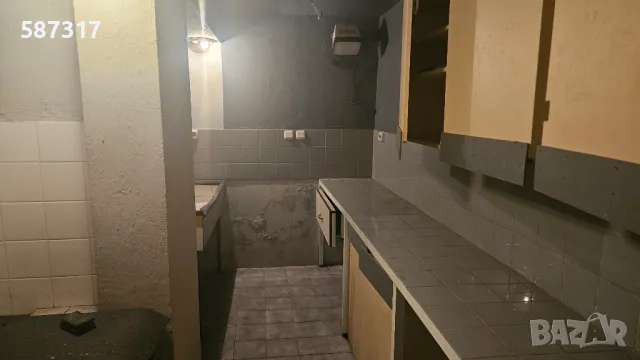 Продавам  партер, снимка 17 - Гаражи и паркоместа - 49420615