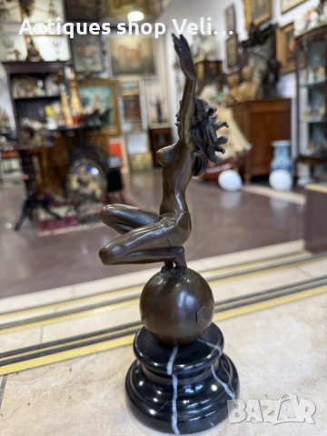 Авторска бронзова скулптура №8012 , снимка 3 - Антикварни и старинни предмети - 53947550