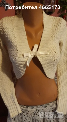 GAP Детска Жилетка/Болеро, снимка 2 - Детски пуловери и жилетки - 53033238