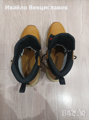Зимни обувки Adidas Terrex, снимка 2 - Мъжки боти - 53356597