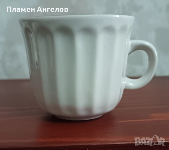 Порцеланов комплект за кафе. , снимка 4 - Сервизи - 51739984