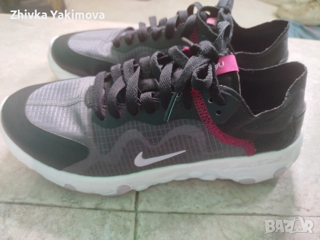 Маратонки Nike номер 40, снимка 4 - Маратонки - 53403746