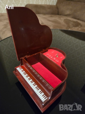 Музикална кутия/ бижутерка ПИАНО , снимка 2 - Други - 52551058