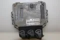 Моторен компютър ECU Renault Master (1998-2010г.) 0 281 013 018 / 0281013018 / 8200635663, снимка 1