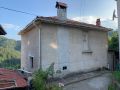 Продавам триетажна къща намираща се в село Момчиловци, снимка 13
