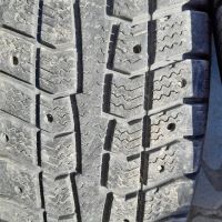 Два броя гуми свалени от Honda crv 1, снимка 1 - Гуми и джанти - 45234789
