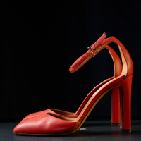 Обувки Valentino Rockstud Естествена кожа, снимка 2 - Дамски обувки на ток - 44951134