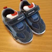 Geox детски маратонки 23 номер, снимка 1 - Бебешки обувки - 45005110