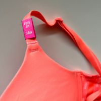 Нов сутиен Pink Victoria secret & бикини , снимка 6 - Бельо - 45070221