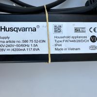 Husqvarna - Зарядно устройство за косачка робот 28V, снимка 2 - Градинска техника - 45196853