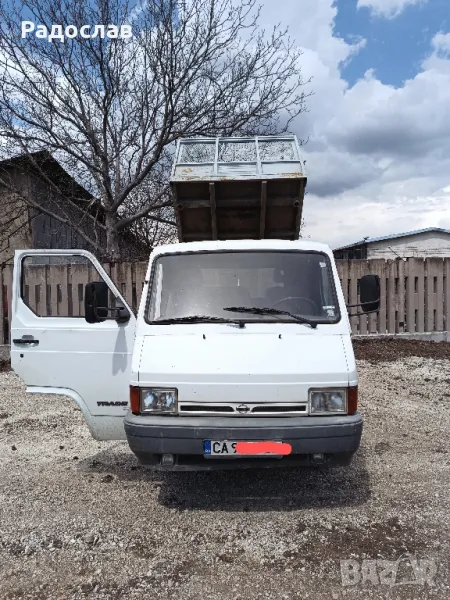 Нисан треид 100 самосвал , снимка 1