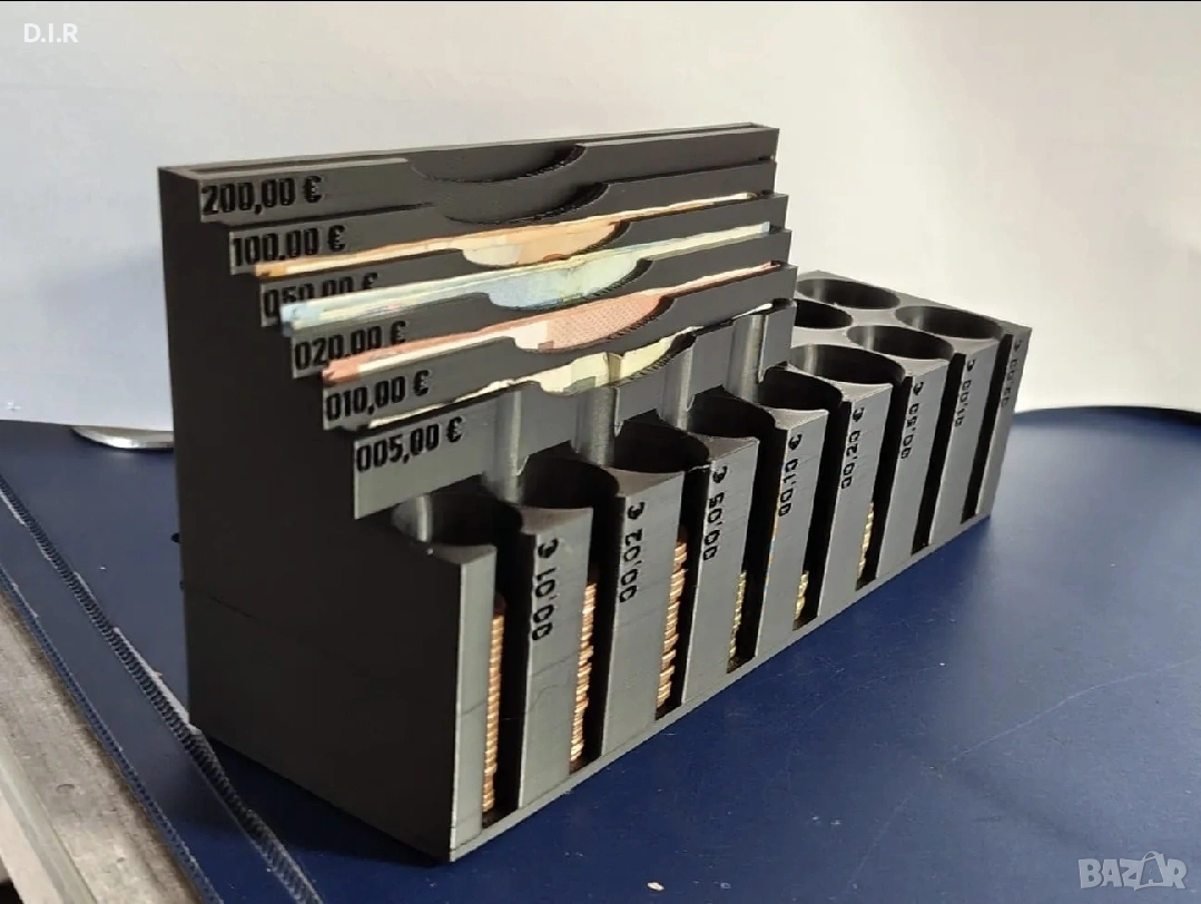 Каса с отделения за всички монети и банкноти до 200, снимка 1