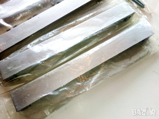 Мебелни дръжки,сиви металик налични 5бр.комплект с винтовете.Нови, снимка 2 - Други - 53572423