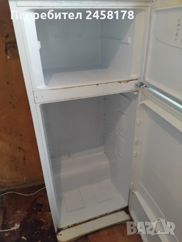 Хладилник , снимка 2 - Хладилници - 53035919
