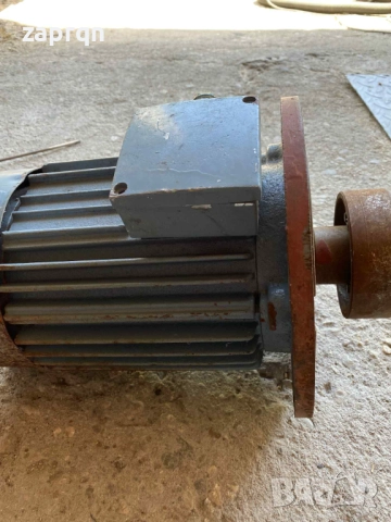 Трифазен електродвигател/електромотор Елпром 2,2 кв, снимка 4 - Електродвигатели - 51637631