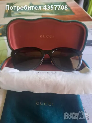 Дамски слънчеви очила Gucci,носени са 1-2 пъти,отлично състояние,като нови, снимка 1 - Слънчеви и диоптрични очила - 49518060