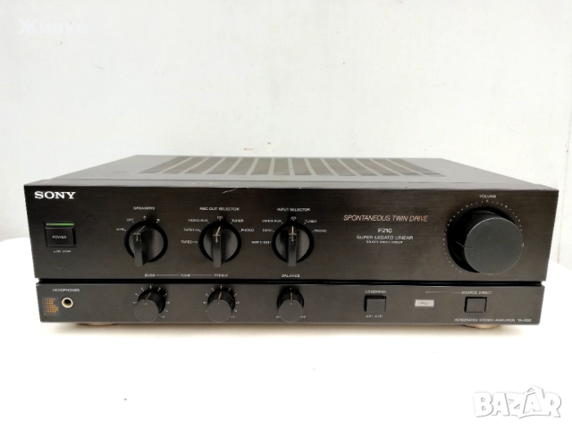 Усилвател SONY, снимка 2 - Ресийвъри, усилватели, смесителни пултове - 52690620