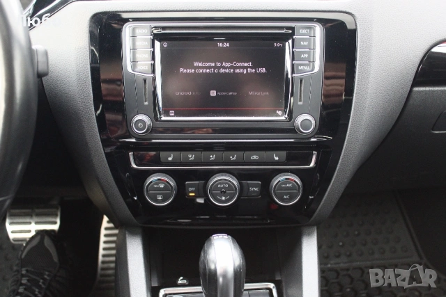 VW Jetta GLI 2.0 TSI 211hp/DSG/99km/Keyless/TOP, снимка 7 - Автомобили и джипове - 53784123