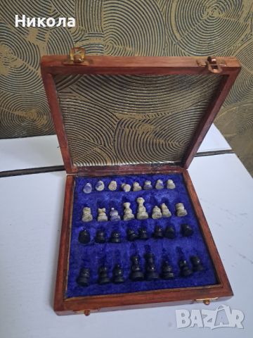 Декоративен шах20/20 от камък, снимка 1 - Шах и табла - 46254137