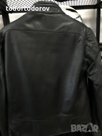 Кожено мото яке DAINESE MIKE, 52 М-L,протектори,като ново, снимка 4 - Аксесоари и консумативи - 46060584