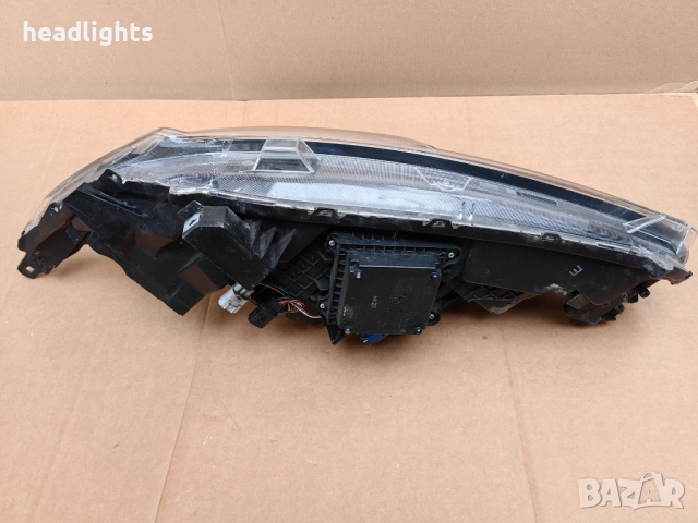 Фар за Mitsubishi Eclipse Cross / Митсубиши Еклипс Крос, снимка 10 - Части - 52942892