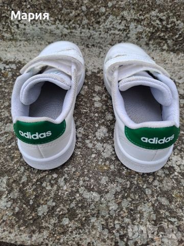 Adidas 25/26 номер, снимка 3 - Детски маратонки - 45752444