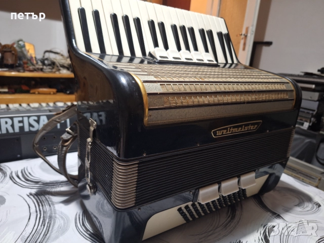 Акордеон Велтмайстер 60 баса, снимка 4 - Акордеони - 52929777