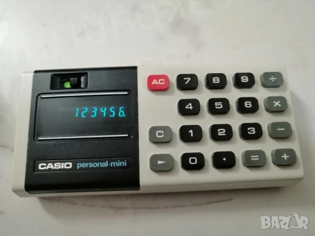 Ретро калкулатор CASIO personal-mini